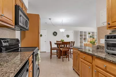 18 Dailey St #H, Attleboro, MA 02703 - Photo 5