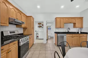 241 Lebanon St, Malden, MA 02148 - Photo 23