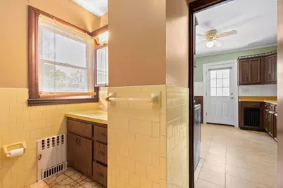 40 Sycamore St, Brockton, MA 02301 - Photo 15