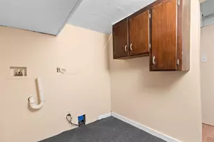 40 Sycamore St, Brockton, MA 02301 - Photo 31