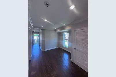 39 W Walnut Park #3, Boston, MA 02119 - Photo 3
