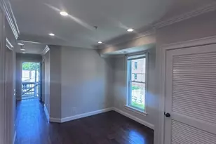 39 W Walnut Park, Boston, MA 02119 - Photo 3