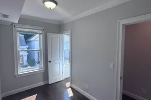 39 W Walnut Park, Boston, MA 02119 - Photo 9