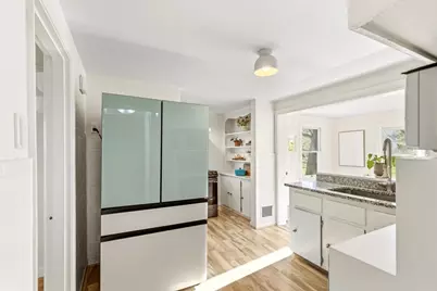 567 Poplar Street #SF, Boston, MA 02131 - Photo 3