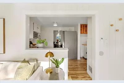 567 Poplar Street #SF, Boston, MA 02131 - Photo 5