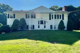 60 Carousel Dr, Millbury, MA 01527 - Photo 1