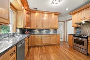 35 Arden Rd, Watertown, MA 02472 - Photo 17