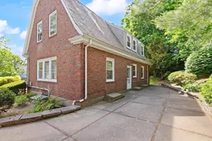 35 Arden Rd, Watertown, MA 02472 - Photo 31