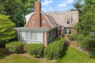 35 Arden Rd, Watertown, MA 02472 - Photo 5