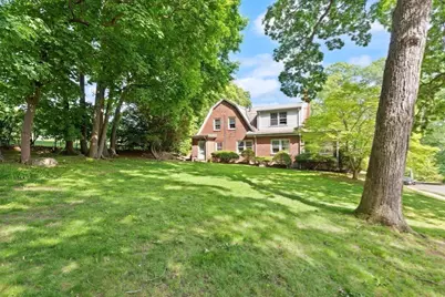 35 Arden Road, Watertown, MA 02472 - Photo 3