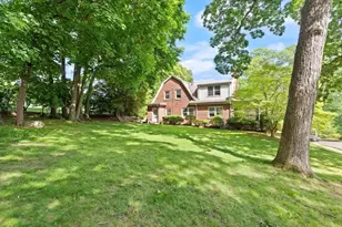 35 Arden Rd, Watertown, MA 02472 - Photo 3