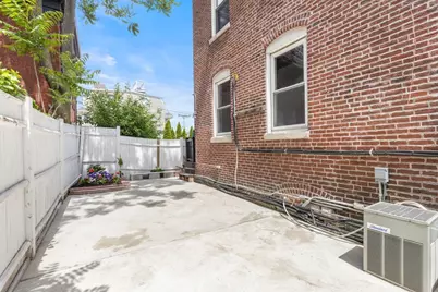 21 Parker St, Boston, MA 02129 - Photo 35