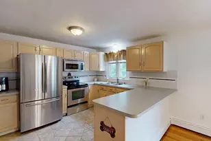 276 Newport Ave, Attleboro, MA 02703 - Photo 11