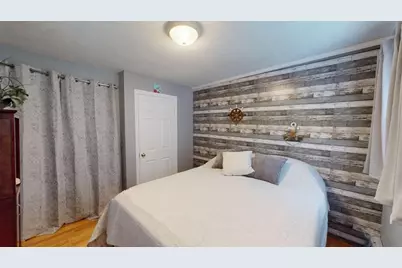 276 Newport Ave, Attleboro, MA 02703 - Photo 17
