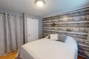 276 Newport Ave, Attleboro, MA 02703 - Photo 17