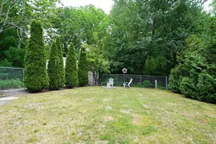276 Newport Ave, Attleboro, MA 02703 - Photo 29