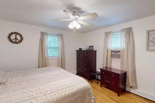 276 Newport Ave, Attleboro, MA 02703 - Photo 21