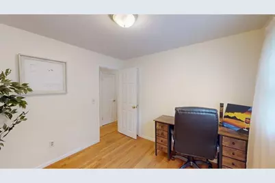 276 Newport Ave, Attleboro, MA 02703 - Photo 15