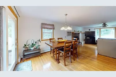 276 Newport Ave, Attleboro, MA 02703 - Photo 7