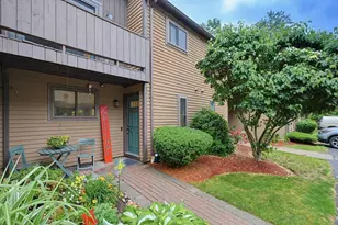 28 Wilson St, Marlborough, MA 01752 - Photo 3