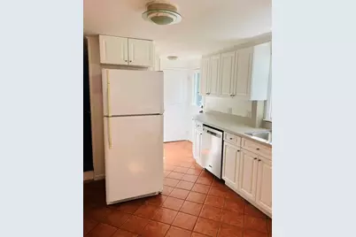 71 Elinor Rd, Newton, MA 02461 - Photo 9