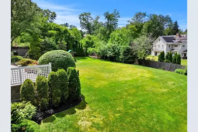 285 Brush Hill Rd, Milton, MA 02186 - Photo 27