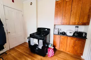 181 Erie St, Cambridge, MA 02139 - Photo 3