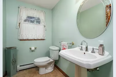 29 Morningside St, Leominster, MA 01453 - Photo 15