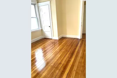25 Crowell St, Boston, MA 02124 - Photo 5