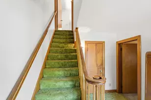 77 W Main St, Dudley, MA 01571 - Photo 33