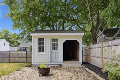 26 Heather St, Beverly, MA 01915 - Photo 23