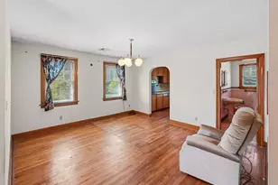 77 W Main St, Dudley, MA 01571 - Photo 31