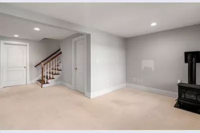 10 Shore Rd, Plymouth, MA 02360 - Photo 19