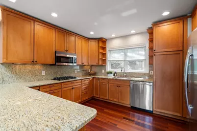 10 Shore Rd, Plymouth, MA 02360 - Photo 13