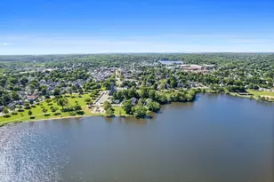 317 Main St, Wakefield, MA 01880 - Photo 11