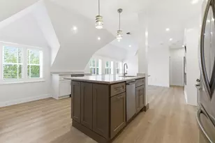 317 Main St, Wakefield, MA 01880 - Photo 3
