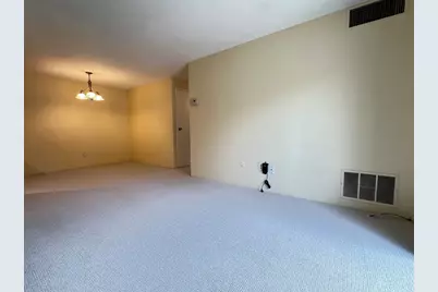 10 Village Hill Ln #7, Natick, MA 01760 - Photo 3