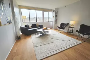 1731 Beacon, Brookline, MA 02445 - Photo 3