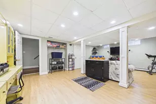 119 Hathaway St, Wareham, MA 02571 - Photo 27