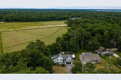 119 Hathaway St, Wareham, MA 02571 - Photo 3