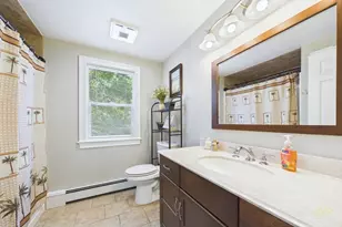 119 Hathaway St, Wareham, MA 02571 - Photo 19