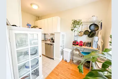 856 Massachusetts Ave #8, Cambridge, MA 02139 - Photo 5