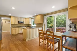 35 Castle Dr, Sharon, MA 02067 - Photo 11