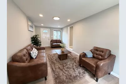87 Vezina Ave, Leominster, MA 01453 - Photo 3