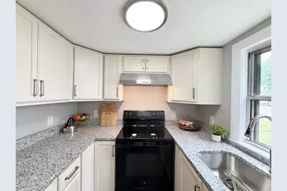87 Vezina Ave, Leominster, MA 01453 - Photo 13