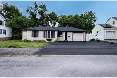 87 Vezina Ave, Leominster, MA 01453 - Photo 1