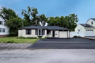 87 Vezina Ave, Leominster, MA 01453 - Photo 1
