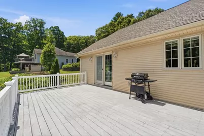 593 Southwick St, Agawam, MA 01030 - Photo 29