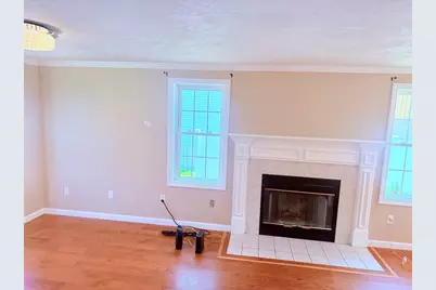 74 Sophia Dr, Worcester, MA 01607 - Photo 3