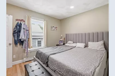 20 Burrill St, Saugus, MA 01906 - Photo 15
